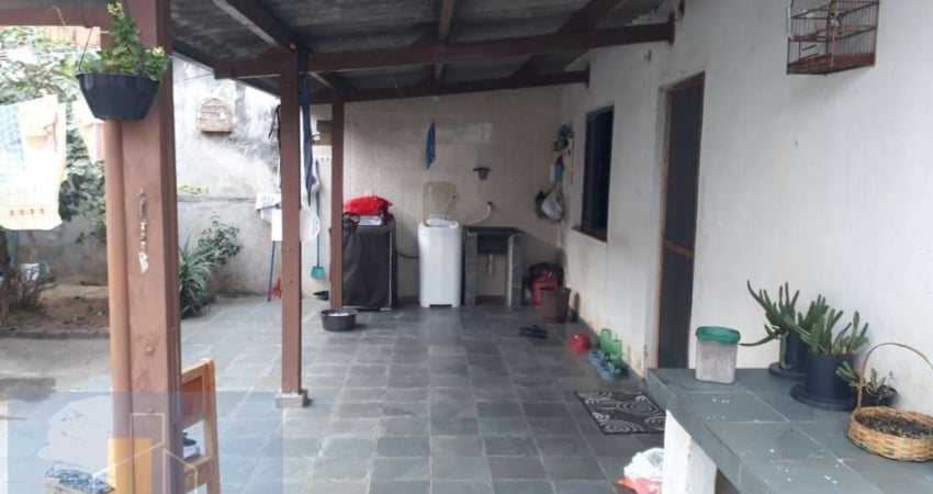 Casa Térrea para Venda em Itupeva, Portal De Santa Fé, 2 dormitórios, 1 banheiro, 5 vagas