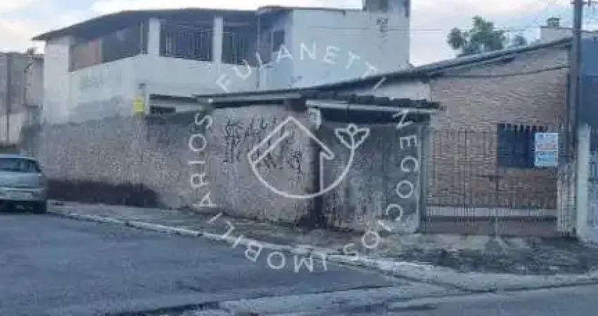 Casa espacosa e bem localizada no Jardim Popular – 2 dormitorios, 3 vagas!