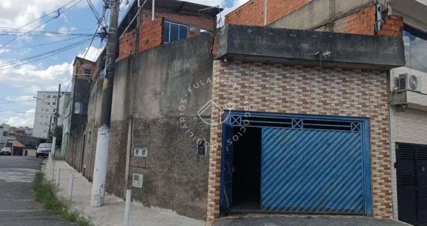 Ideal para morar e investir: imovel com 3 casas na Vila Chabilandia