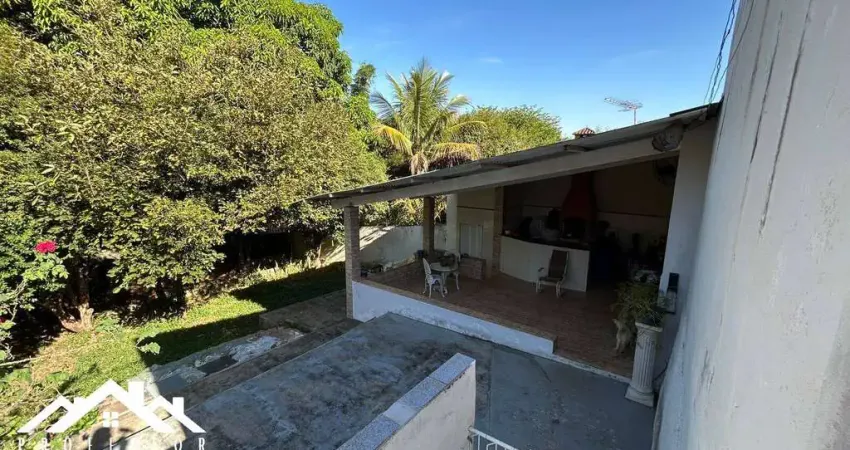 Salão Comercial + 2 Casas Grandes na Vila Queiroz em Limeira-SP