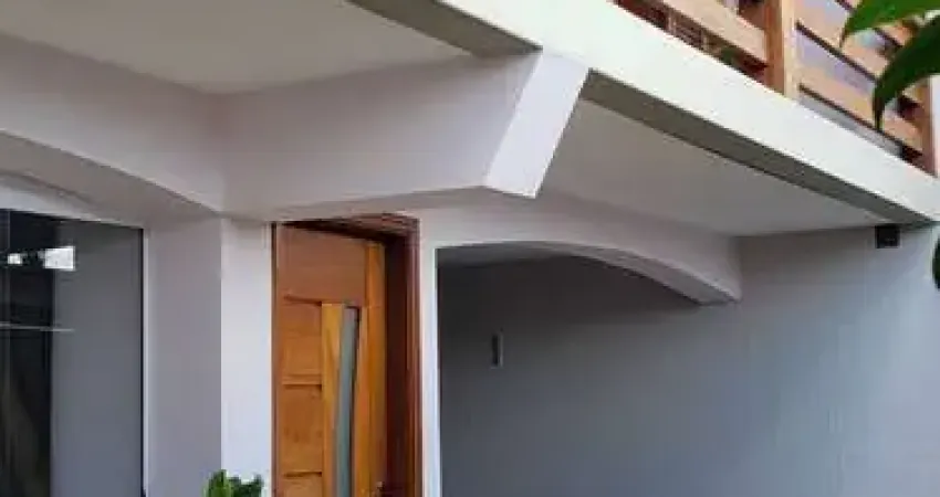 Linda Casa Duplex no Bairro Anavec em Limeira-SP