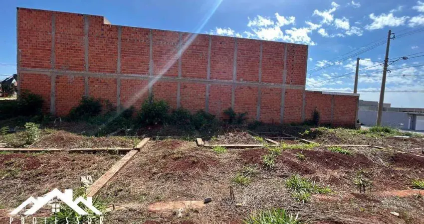 Terreno com baldrame no residencial colinas do engenho i em limeira-sp