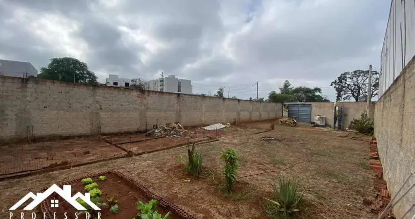Terreno murado no Jd. Bela Vista/Resid. Chácaras São José em Limeira-SP