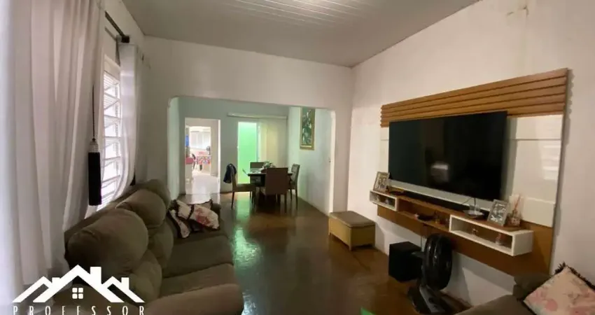 Imóvel com duas casas à venda no bairro Boa Vista em Limeira-SP