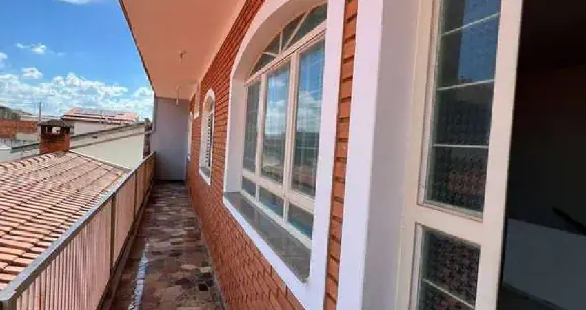 Barracão com sobrado à venda no Jardim Residencial Village em Limeira-SP