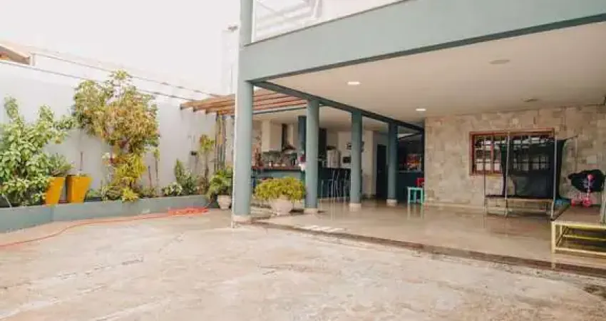 Sobrado à venda no Jardim Nova Europa em Limeira-SP