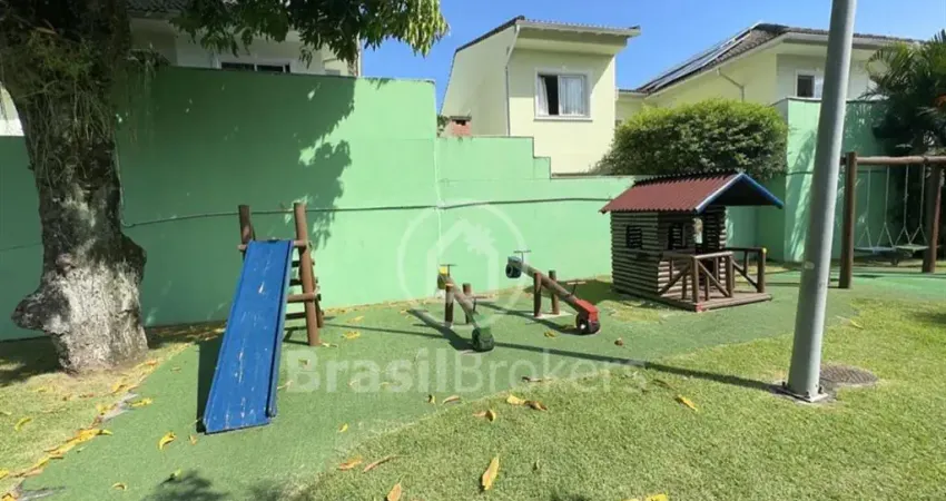 Casa de Condomínio à venda com 107,00m² e 3 quartos em Taquara, Rio de Janeiro