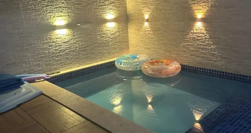 Uma casa completa, espaçosa e cheia de charme, perfeita para quem busca conforto, lazer e sofisticação! destaques que encantam: casa tripléx com garagem, área gourmet com churrasqueira, piscina aqueci