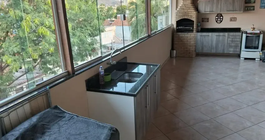 Linda casa triplex com terraço gourmet – conforto e estilo para sua família!