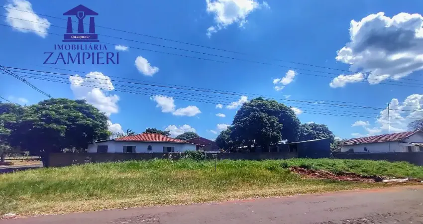 Terreno de esquina de 437,5 m² próximo ao centro de Iguaraçu-PR