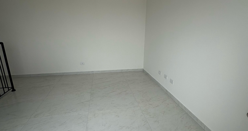 LINDO APARTAMENTO DUPLEX COM 3 QUARTOS! ÓTIMA OPORTUNIDADE PARA QUEM DESEJA MORAR NA MELHOR LOCALIZAÇÃO DE ARAUCÁRIA COM SEGURANÇA E COMODIDADE