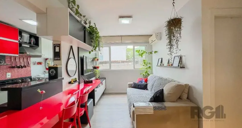 Apartamento a venda no bairro Passo da Areia com dois dormitórios.