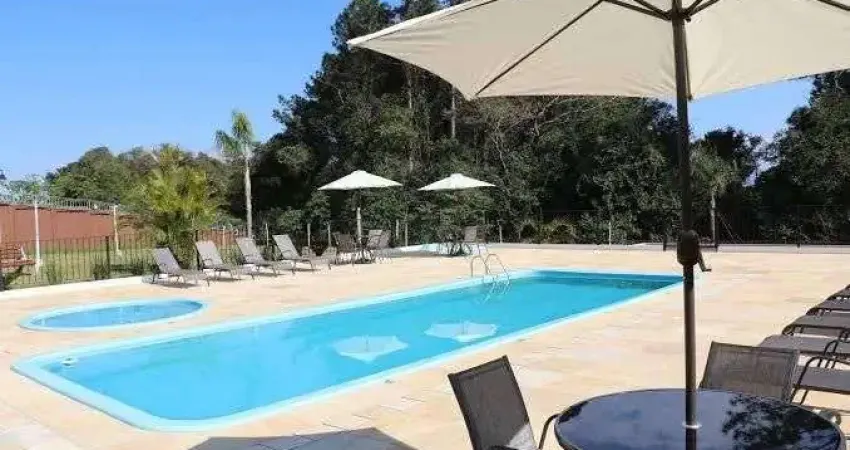 Casa de Condomínio com 2 Quartos e 2 vagas à venda, 66m² - Formoza