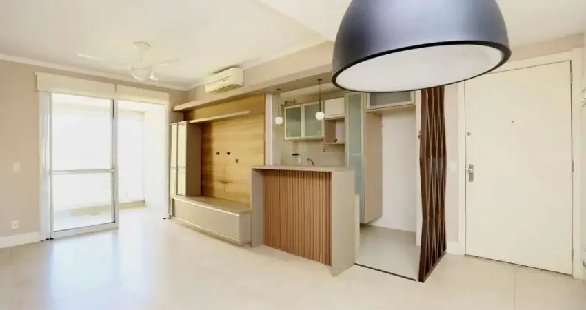 Apartamento 2 dormitórios à venda Passo da Areia Porto Alegre/RS