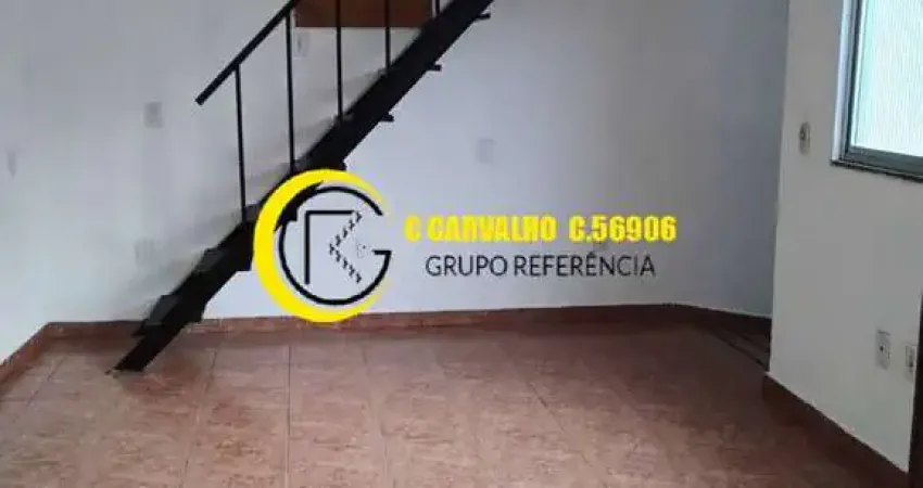 Apartamento 1 quarto,  2 banheiros, sala cozinha e área separada.