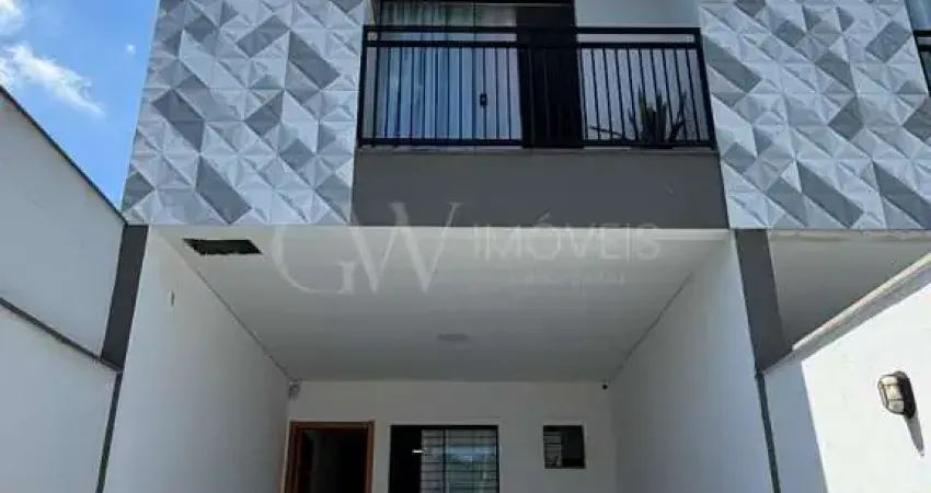 Casa com 3 quartos à venda na Rua Guaratinguetá, 714, Iririú, Joinville