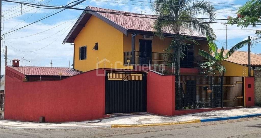 Casa com 3 dormitórios à venda, 170 m² por R$ 750.000,00 - Vila Bertini - Americana/SP