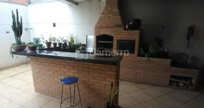 Casa com 3 dormitórios, sendo 1 suíte,  à venda por R$ 460.000 - Parque das Nações - Americana/SP