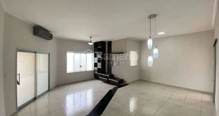 Casa com 3 dormitório,  312m² terreno, 209m² construção, à venda, por R$ 850.000 - Jardim Ipiranga