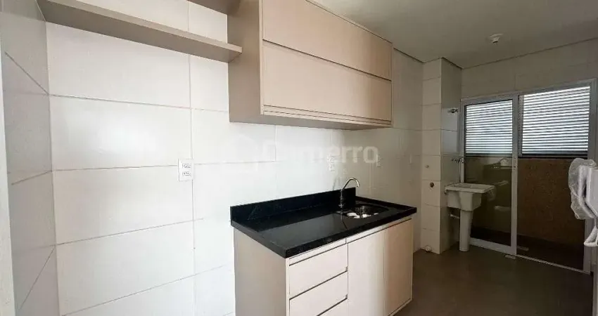 Apartamento com 2 dormitórios para alugar, 59 m² por R$ 1.350/mês - Balneário Salto Grande - Americ