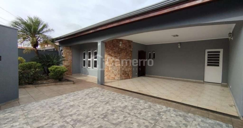 Casa com 3 dormitórios para alugar, 249 m² por R$ 4.400/mês - Vila Amorim - Americana/SP