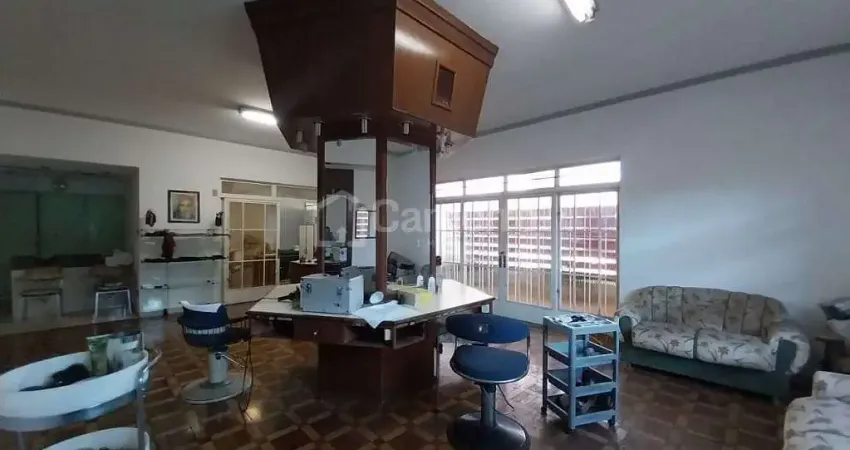 Casa com 4 dormitórios para alugar, 390 m² por R$ 9.354,00/mês - Centro - Americana/SP