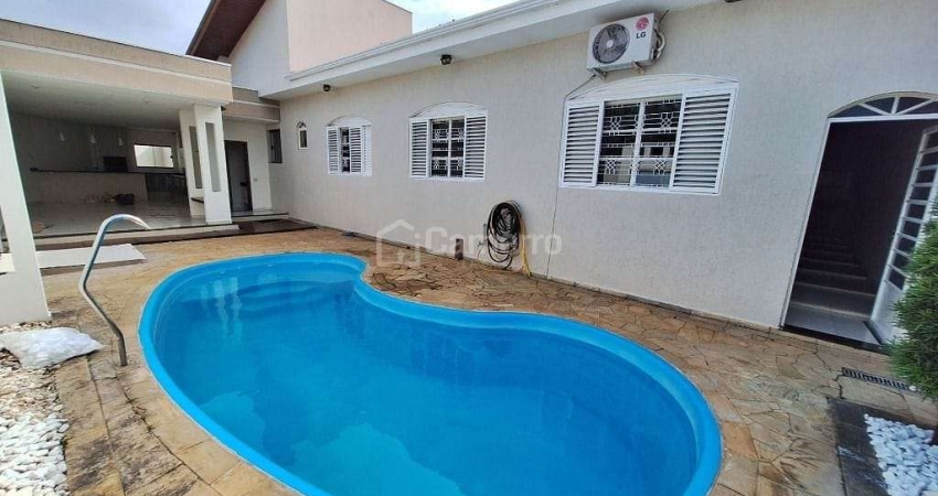 Casa com 4 dormitórios para alugar, 235 m² por R$ 5.000/mês - Parque Novo Mundo - Americana/SP
