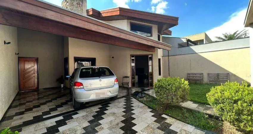 Casa com 3 dormitórios para alugar, 306 m² por R$ 4.466,83/mês - Vila Belvedere - Americana/SP