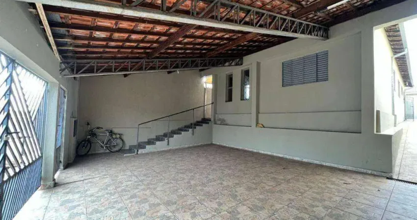 Casa com 4 dormitórios à venda, 269 m² por R$ 550.000,00 - Vila Louricilda - Americana/SP