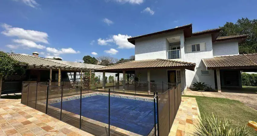 Casa com 3 dormitórios para alugar por R$ 8.000/mês - São José - Americana/SP