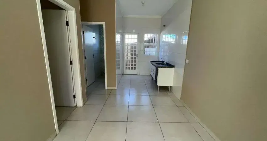 Casa com 2 dormitórios para alugar, 50 m² por R$ 1.600/mês - Parque Nova Carioba - Americana/SP