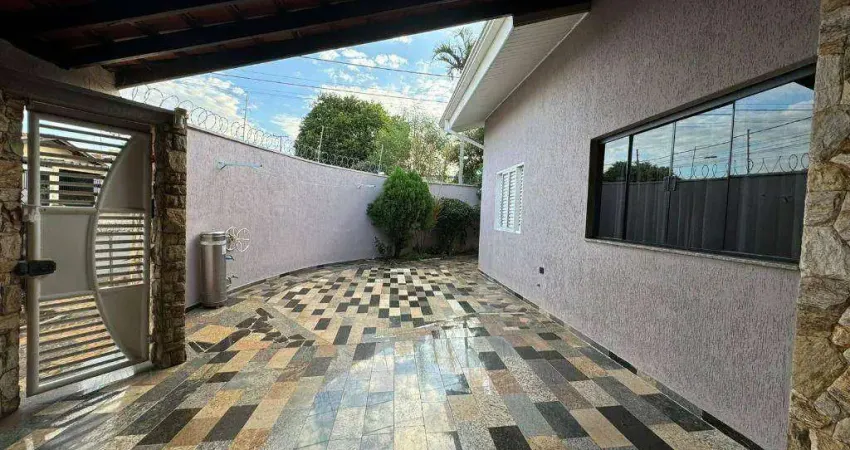 Casa com 3 dormitórios, sendo 1 suíte,  à venda, 128 m² por R$ 795.000 - Jardim Ipiranga - Americana/SP