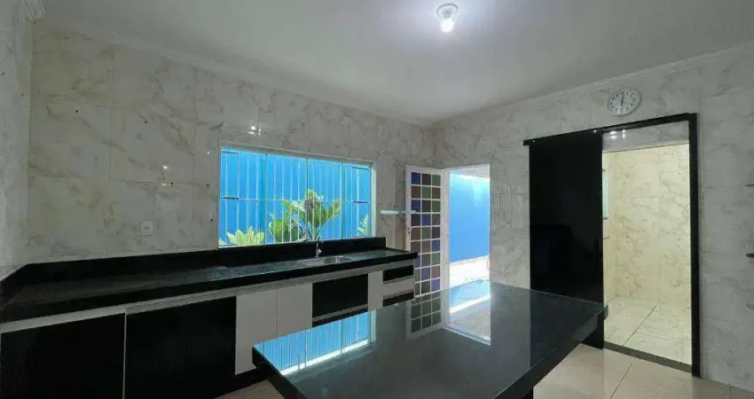 Casa com 3 dormitórios para alugar, 149 m² por R$ 3.240,00/mês - Jardim Fernando Mollon - Santa Bárbara D'Oeste/SP