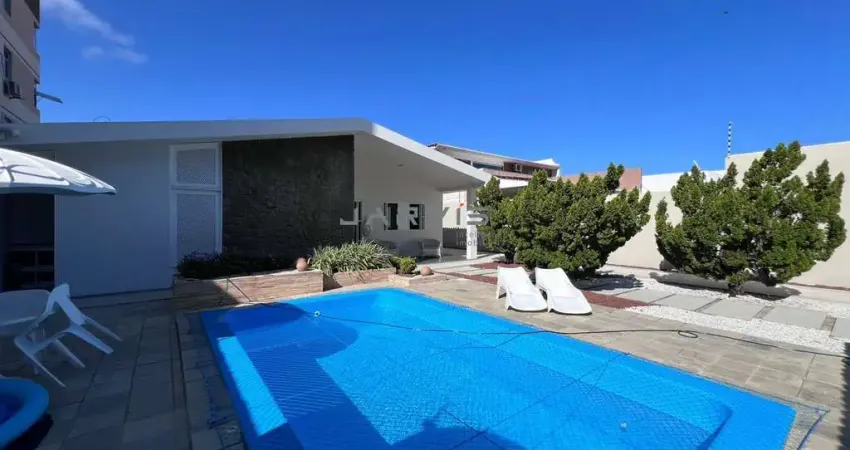 Casa com 4 quartos à venda na Rua Silvio Sandes Torres Júnior, 1598, Barro Duro, Maceió