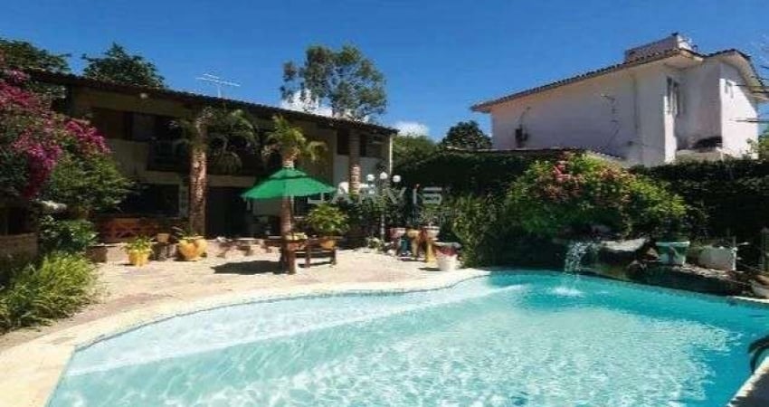 Casa com 4 quartos e jardim em Guaxuma Valor- R$ 2.100.000,00