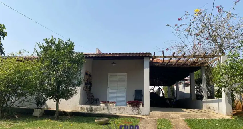 Linda chácara em condomínio fechado em Ibiúna