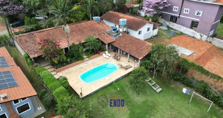 OPORTUNIDADE DE COMPRA - Chácara em condomínio fechado com Piscina e campo de futebol