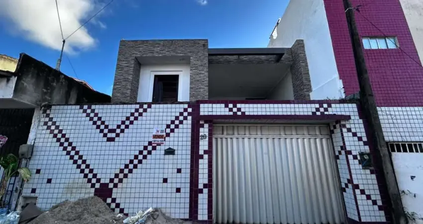 Casa Duplex/Usada para Venda em Fortaleza, Maraponga, 6 dormitórios, 4 suítes, 4 banheiros, 1 vaga