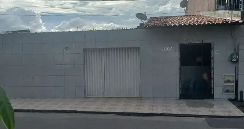 Casa para Venda em Fortaleza, Conjunto Prefeito Jose Walter, 3 dormitórios, 1 suíte, 2 banheiros, 2 vagas