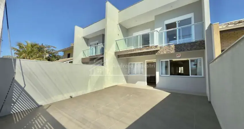 Casa com 3 quartos à venda na Rua Delhi 551, Itaguaçu, São Francisco do Sul