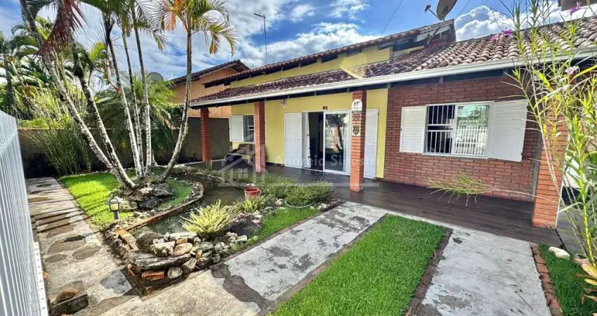Casa com 3 quartos à venda na Rua Pequim 92, Itaguaçu, São Francisco do Sul