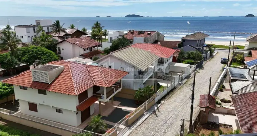 Casa com 4 quartos à venda na Rua Beirute, Ubatuba, São Francisco do Sul