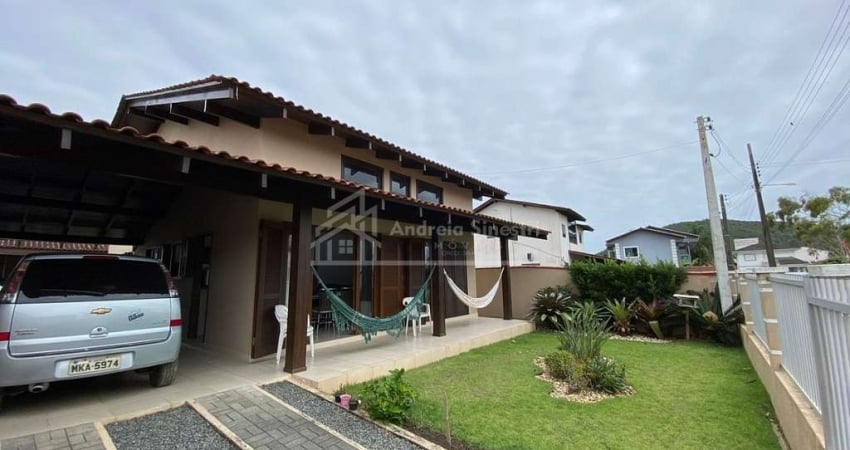 Casa em Itaguaçu