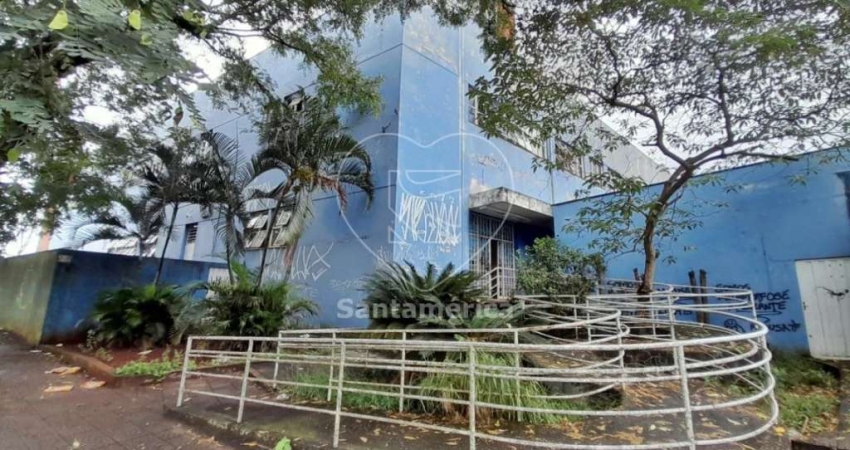 Barracão para alugar na região Oeste de Londrina com 4 salas amplas