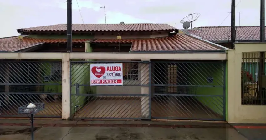Casa para alugar no vale do cedro, zona leste de londrina, contendo 3 quartos sendo 1 suíte