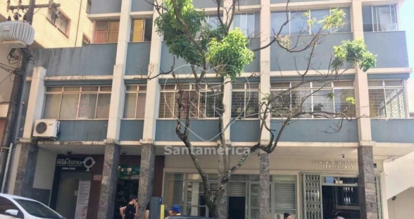 Loja Comercial no Edifício Itamaraty com 250m² e Mezanino - Oportunidade Imperdível!