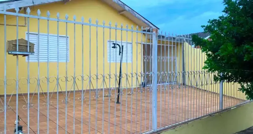 Casa para venda e locação com 3 quartos e edícula na Zona Norte próximo a Avenida Saul Elkind
