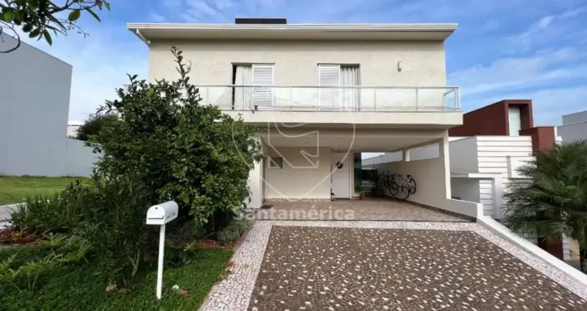 Casa à venda no Royal Forest contendo 4 suítes com armários e ar condicionado