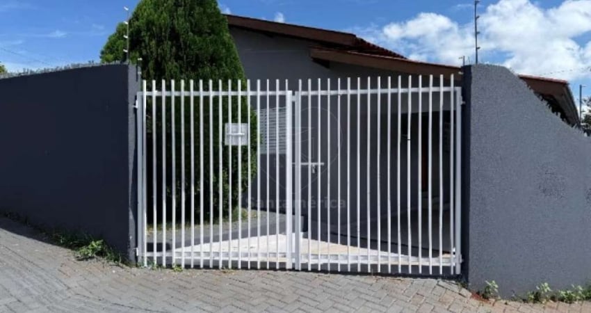 Casa à Venda no Parque Leblon - Com 3 Dormitórios na Região Norte de Londrina