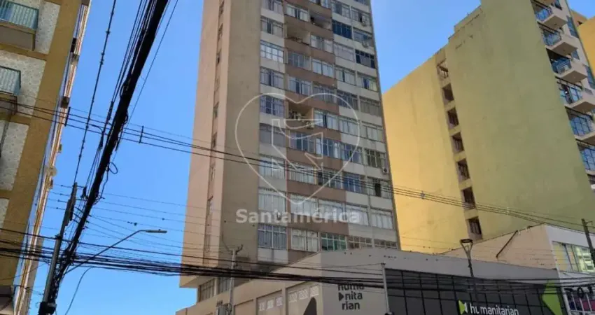 Apartamento à venda com Edifício Paraná perto do Calçadão em Londrina